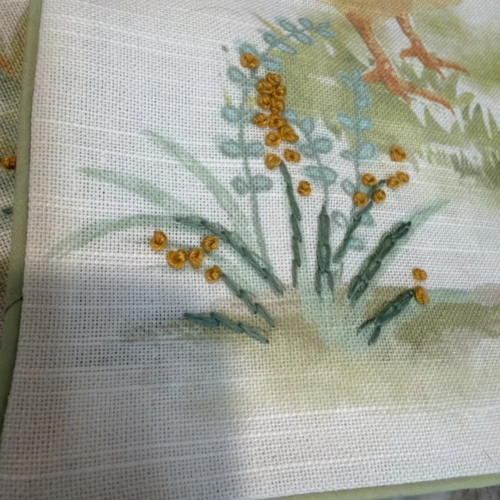 Table Runner Beige Spring Chicks Yellow Green Embroidered 70